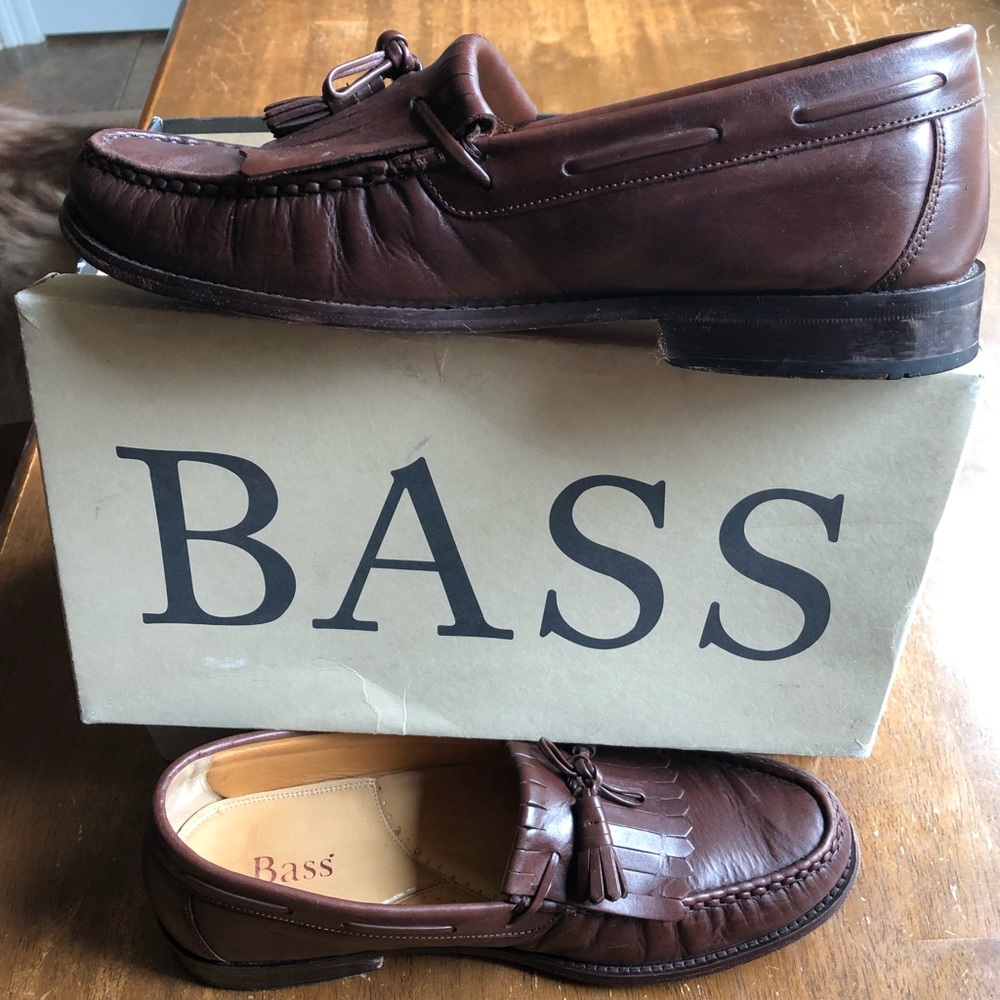 EUC Men’s BASS Brown Medallion Loafers Size 12